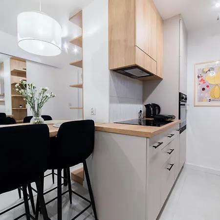 Krakowska Downtown Deluxe By Bookinghost Apartment *